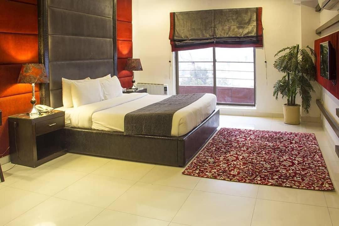Maisonette Hotel & Apartments Λαχόρη Εξωτερικό φωτογραφία